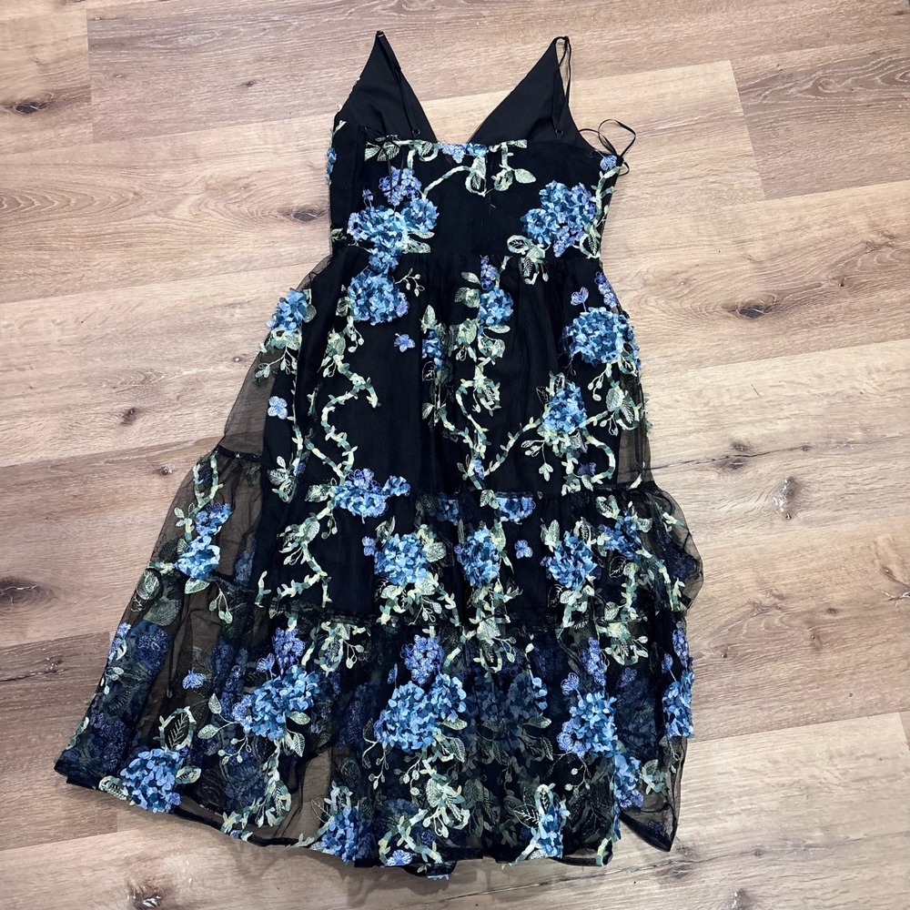 NEW Dress the Population Paulette Floral Embroidered Mesh Midi Dress Med - Picture 4 of 4